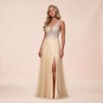 Vestido Kylie Importado Busto Renda Bordada e Saia de Tule R - Dourado