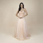 Vestido Peyton Importado Busto Bordado e Saia de Tule - Salmao