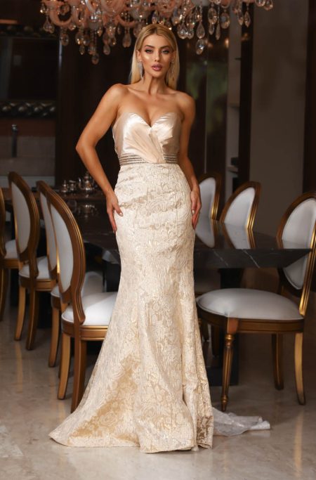 Vestido Josephine Importado Tqc. Cintura Bordada e Saia Sere - Dourado