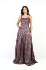 Vestido Remy Importado, Tecido Jacquard e Saia Rodada - Bordo