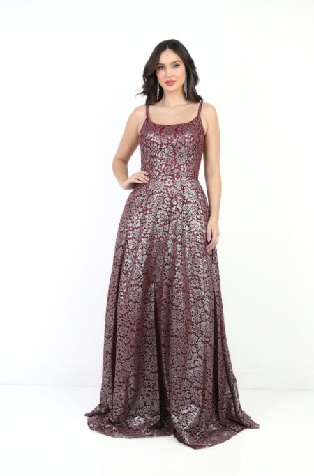 Vestido Remy Importado, Tecido Jacquard e Saia Rodada - Bordo