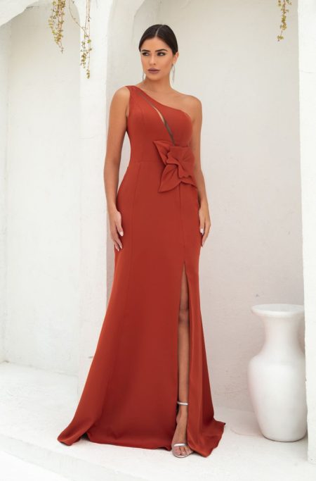 Vestido Lennon Alfaiataria Um Ombro, Detalhe Flor e Saia Fenda - Terra Cota