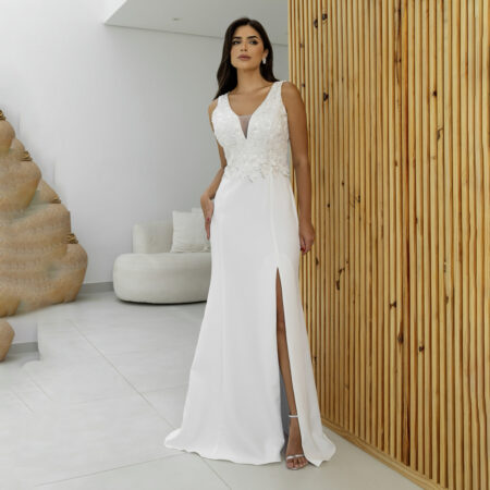 Vestido Mariah Alfaiataria Busto Bordado Renda e Saia Fenda - Off White