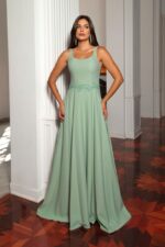 Vestido Ailani Alfaiataria, Pala Bordada e Saia Rodada - Menta