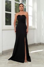 Vestido Mae Alfaiataria Busto Prega e Saia Fenda - Preto