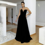 Vestido Thea Decote Plissado Busto e Saia Rodada Cetim - Preto