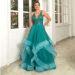 Vestido Hattie Bordado, Alça Dupla e Saia Cascata - Verde