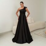 Vestido Melissa Amanda Um Ombro com Saia Rodada - Preto