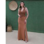 Vestido Fatima Bordado Alfaiataria e Saia Fenda - Caramelo