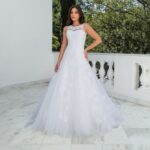 Vestido Noiva Malani Renda Detalhe Colo e Saia Tule Camadas - Branco
