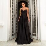 Vestido Hayden Cetim com Brilho, Busto Drapeado Transversal e Saia Rodada - Preto