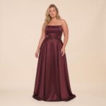 Vestido Lia Zibeline Decote Reto e Saia Rodada - Marsala