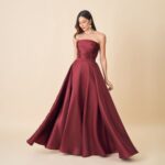 Vestido Charlie Zibeline Plissado Frontal e Saia Rodada - Marsala