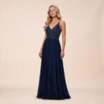 Vestido Regina Chiffon Bordado com Saia Rodada - Marinho